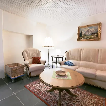 Vakantiehuis Vakantiehuis *